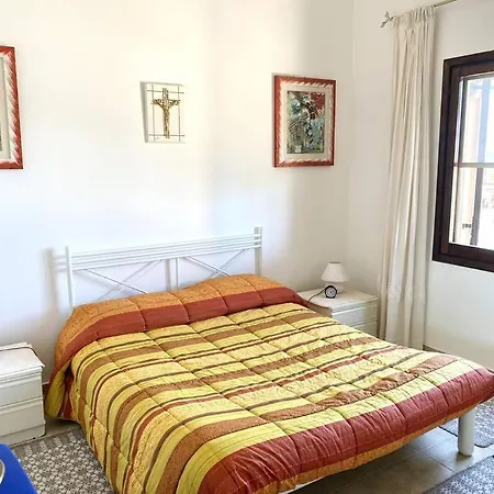 Con Terrazza Vista Mare. Apartment Arbatax